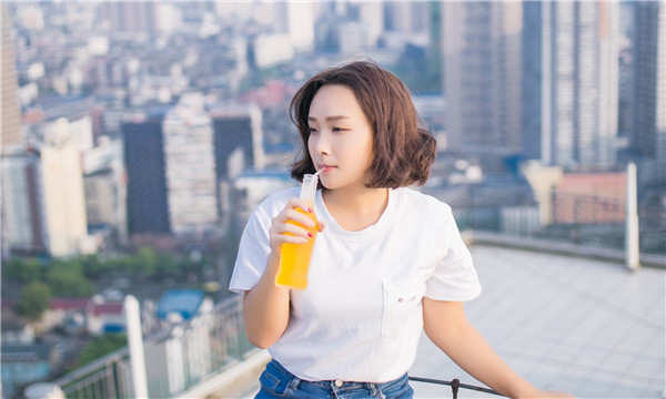 延长关于试管代生助孕多少钱的详尽分析与指导